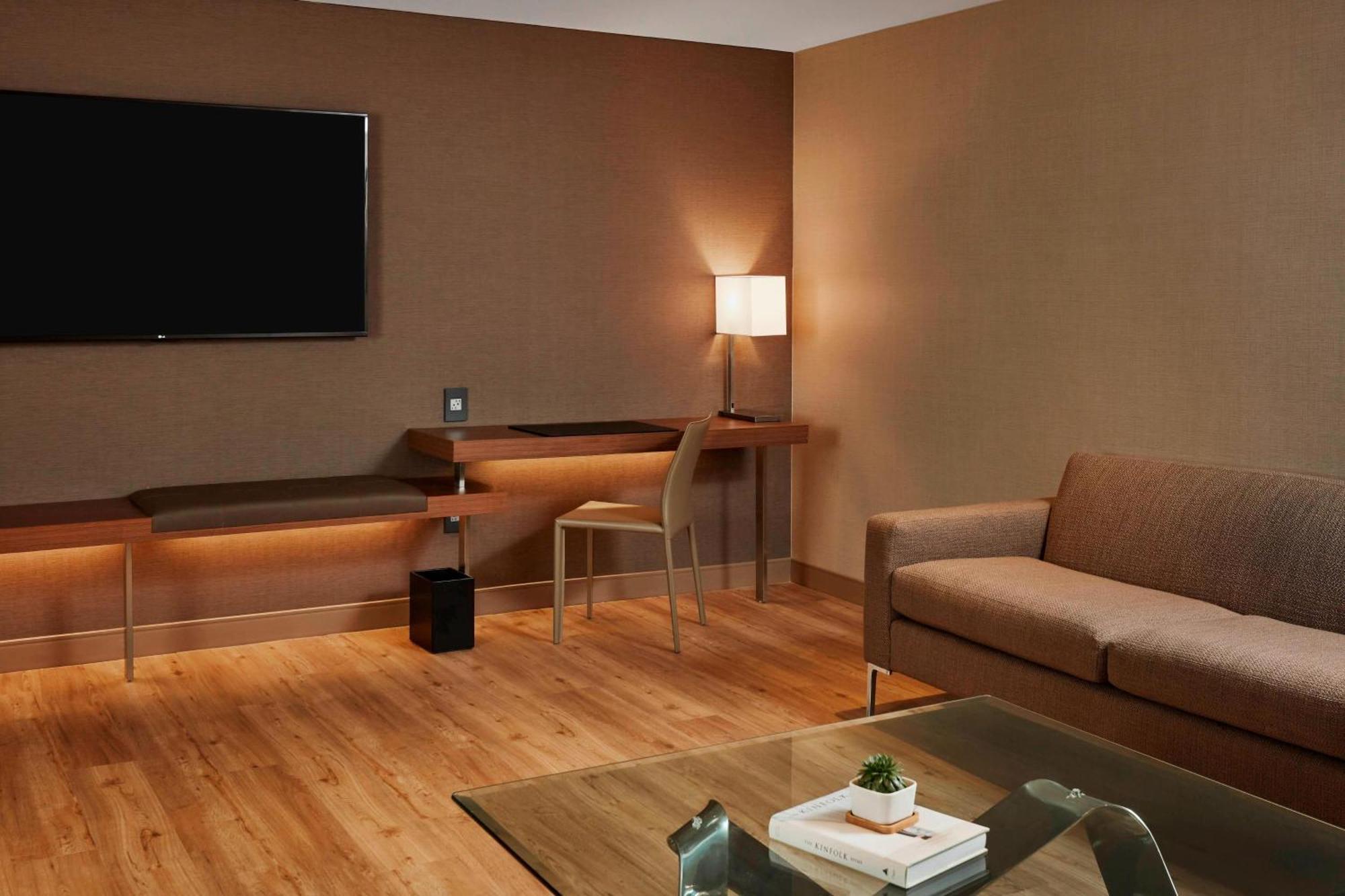 Ac Hotel By Marriott Cincinnati At The Banks Exterior foto